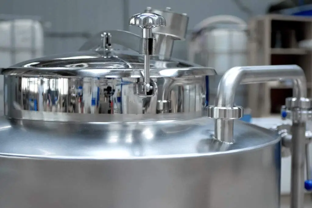 Food equipment - autoclave. Stainless steel in food equipment.